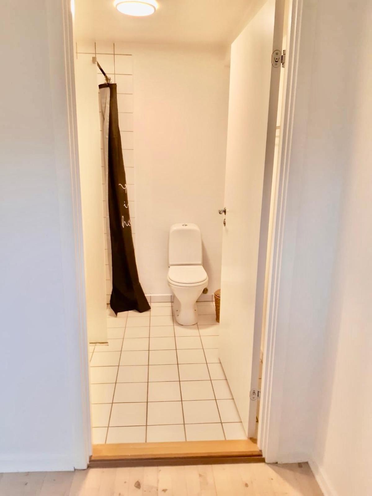 5 Minute Walk To Lego House - N3 - Studio Room With Private Bathroom Billund Extérieur photo